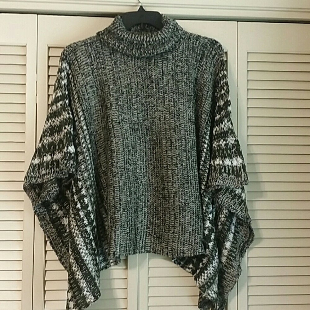 Lane Bryant Black,Charcoal & White Poncho
